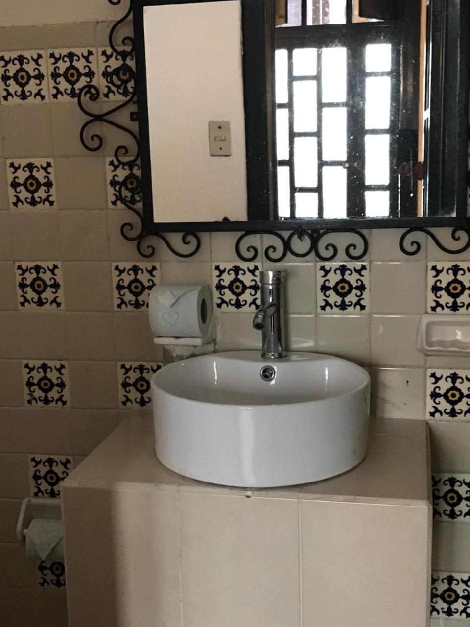 Hotel Villa De Flores Uruapan  Ngoại thất bức ảnh