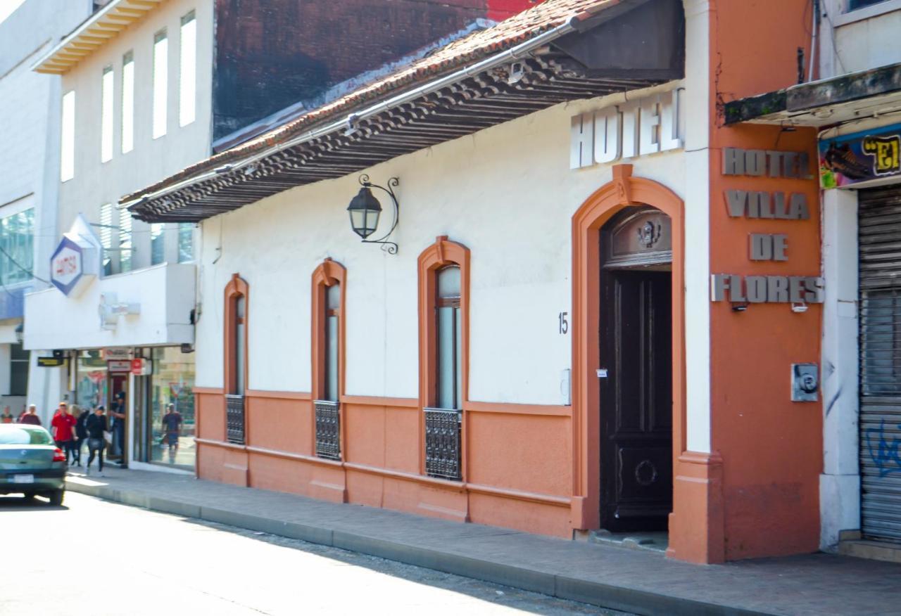 Hotel Villa De Flores Uruapan  Ngoại thất bức ảnh