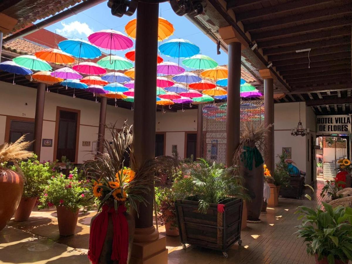 Hotel Villa De Flores Uruapan  Ngoại thất bức ảnh